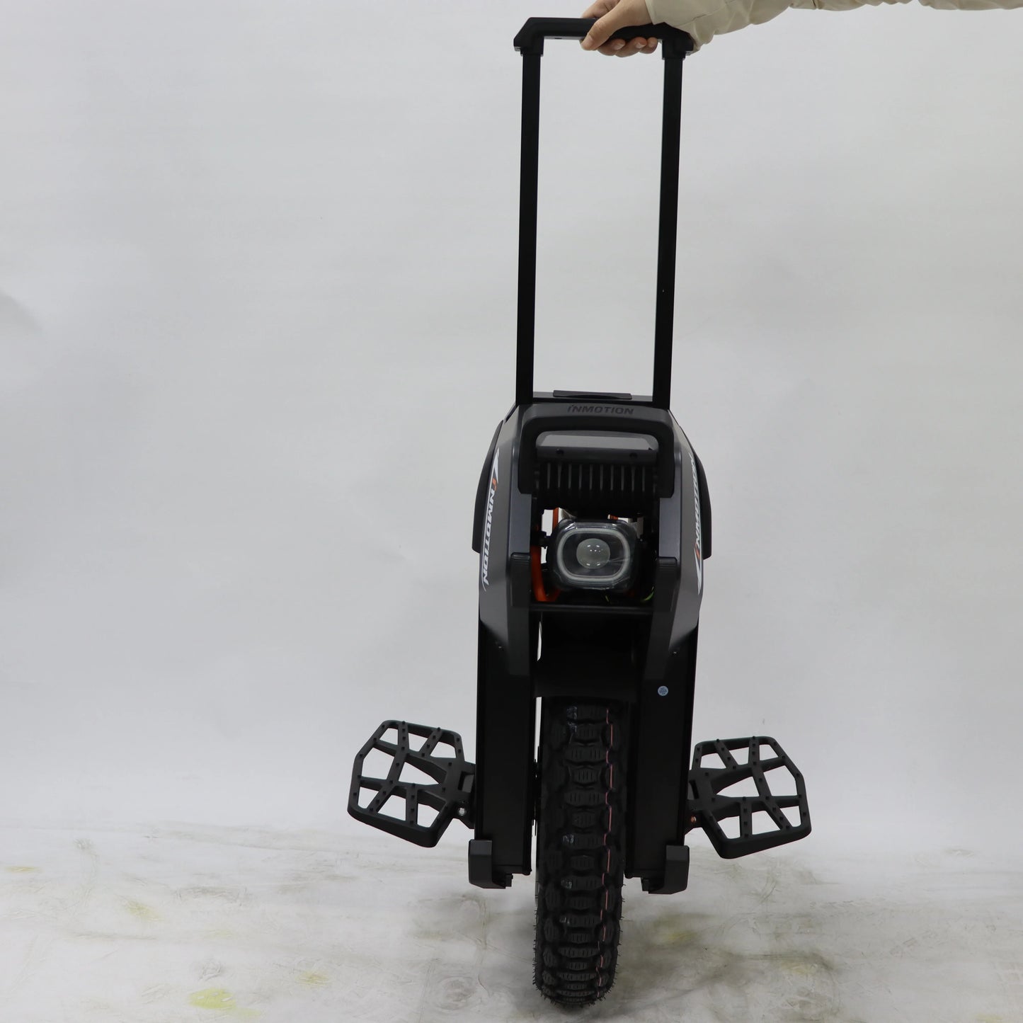 RU Stock Original INMOTION Adventure V14 Electric Unicycle 70KM/H 134V 2400Wh 50S Battey C40 9000W Motor 16inch EUC Unicycle