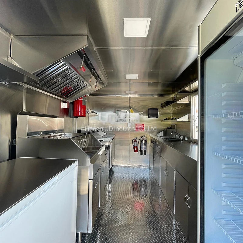 Mobile Fast Food Trailers Fully Equipped Enclosed Trailer BBQ Vending Cart Restaurant Food Truck with Full Kitchen
