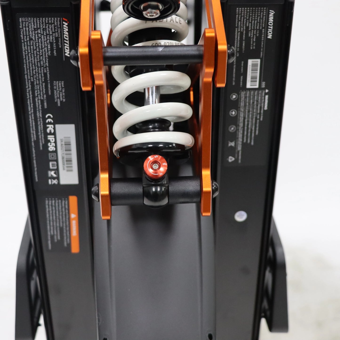 RU Stock Original INMOTION Adventure V14 Electric Unicycle 70KM/H 134V 2400Wh 50S Battey C40 9000W Motor 16inch EUC Unicycle