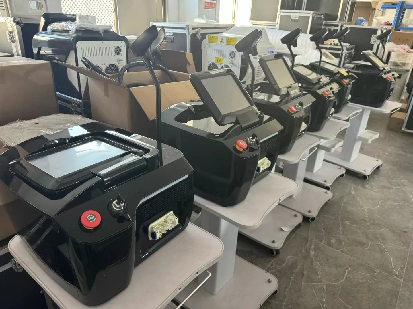 50,000,000 Shots Salon Professional Portable Painless 808nm1064nm755nm Diode Laser Hair Removal Machine with Triple  Wavelength