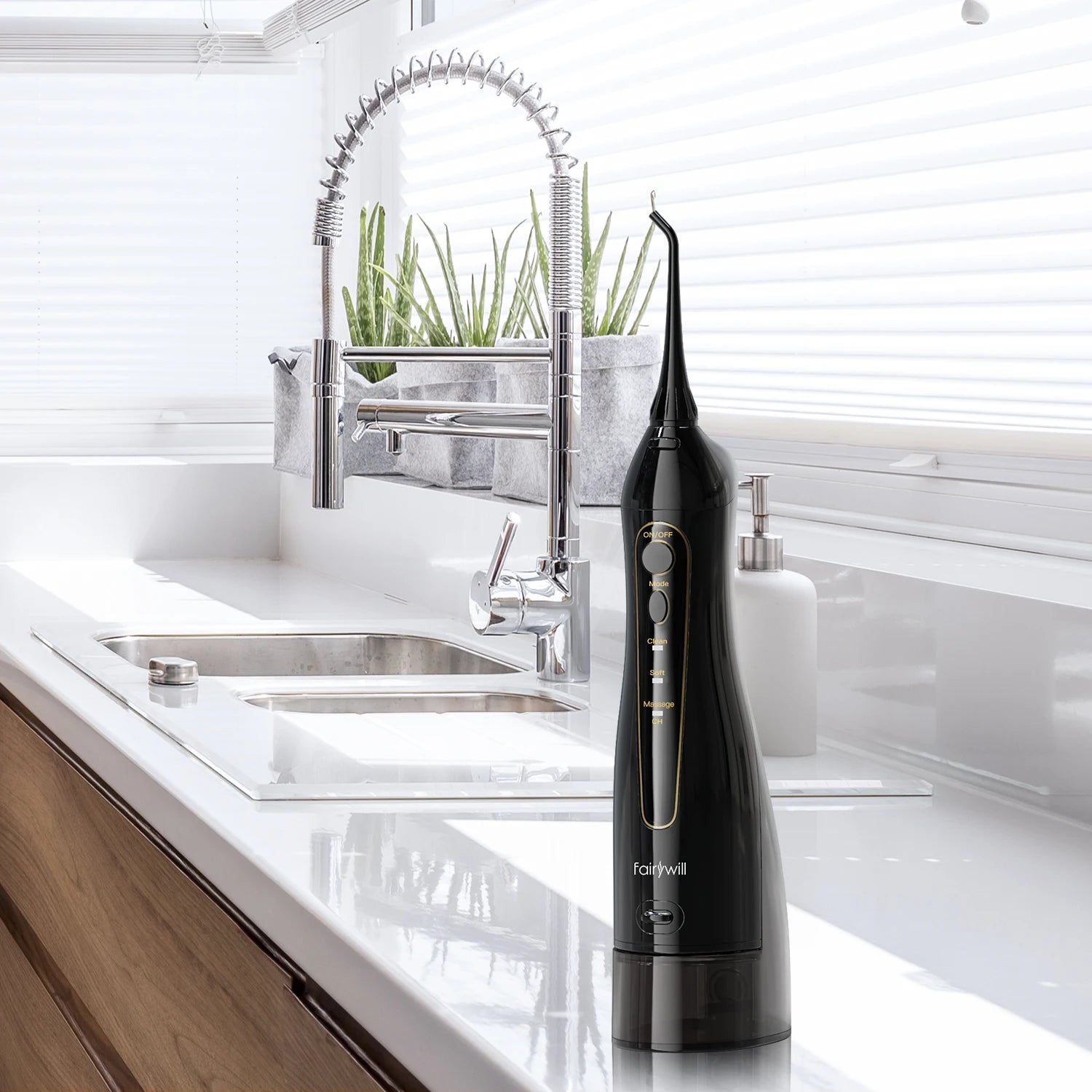 Fairywill Portable Dental Water Flosser gum care