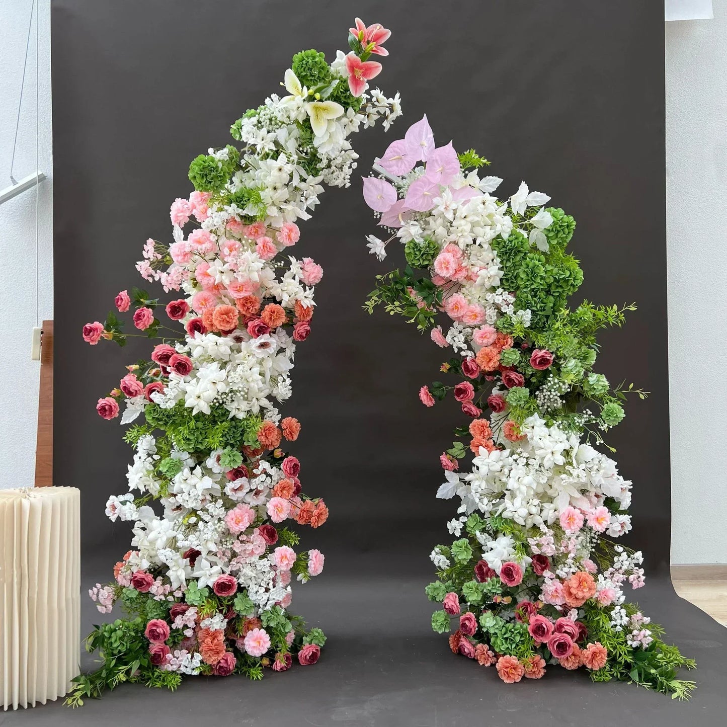 Trumpet Arch Artificial Flower Arrangement, Moon Shape, Wedding Background Props, Party Decoration, Luxury