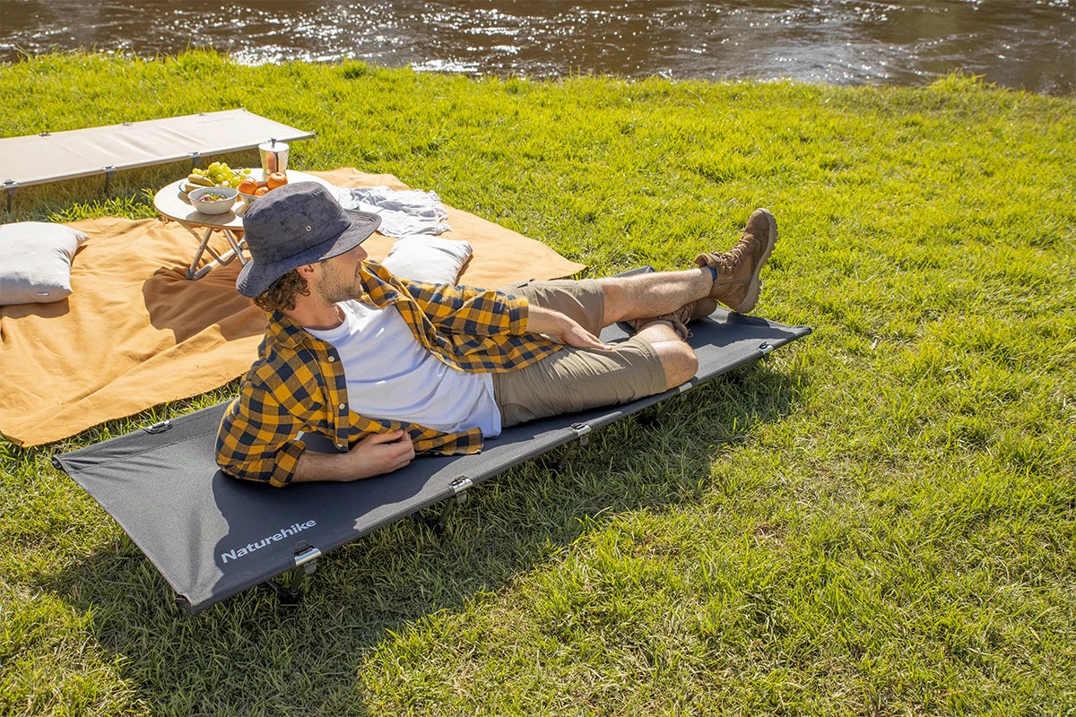 Naturehike Xjc05 Folding Bed Compact Ultralight Camping Bed Fishing Beach Travel Bed Outdoor Sleeping Cots Portable Camping Cot