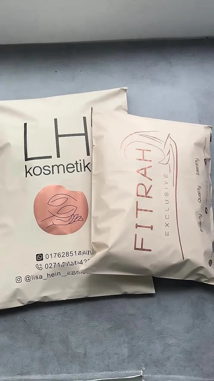 50 matte apricot pink shipping bags, suitable for clothing, parties, and gifts. Custom logos supported.