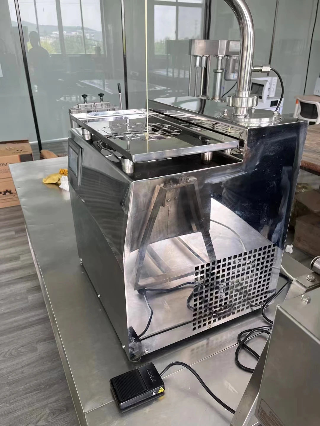 New Automatic Hot Chocolate Dispenser Chocolate Dispenser Tempering machine/chocolate Dispenser Tap