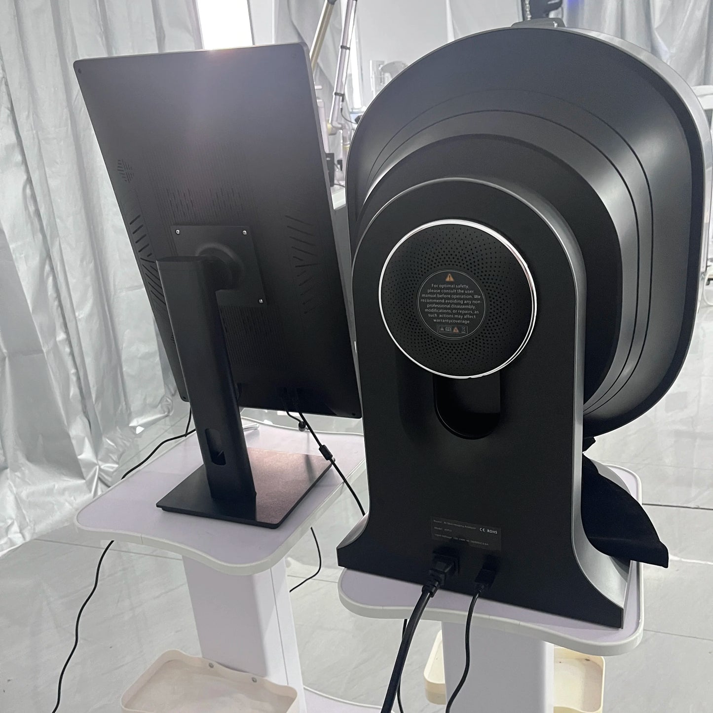 X5 3D Ai Skin Image Analyzer 21.5 inch High Definition Pixels Whole Facial Scanning Multi Spectrum Moisture Scalp Detection CE