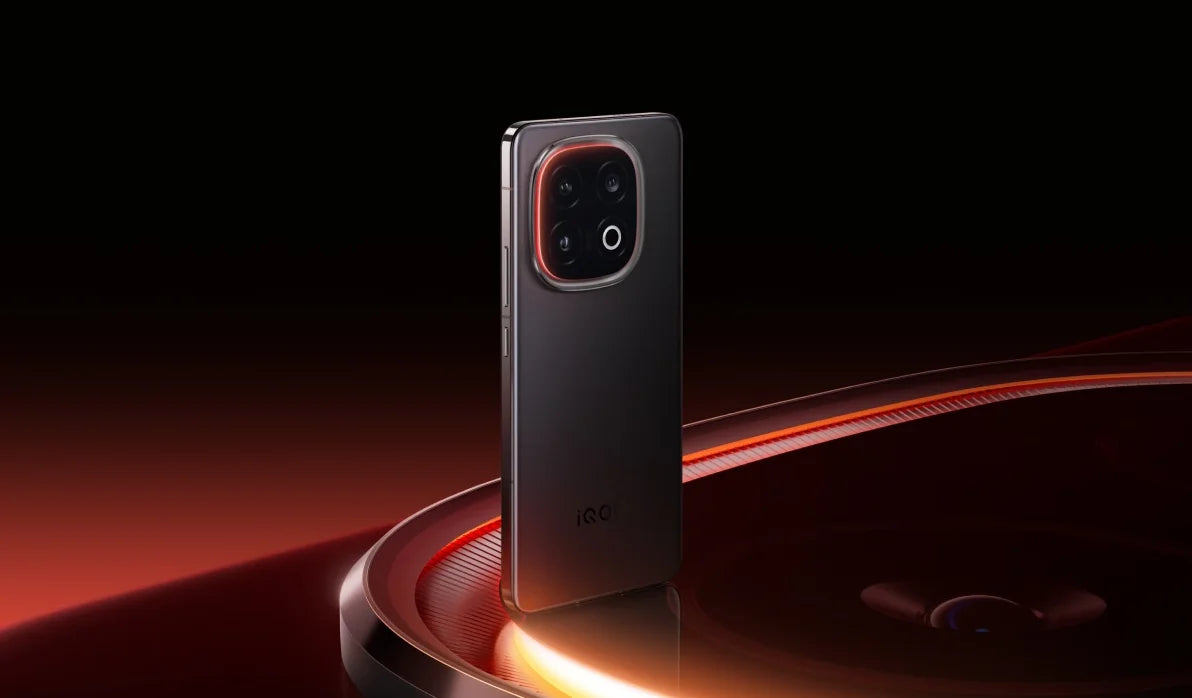Original ViVO iQOO 13 iQOO13 5G Snapdragon 8 Elite Edition 6.82‘ AMOLED 144HZ 50MP120W FlashCharger 6150mAh GooglePlay OriginOS