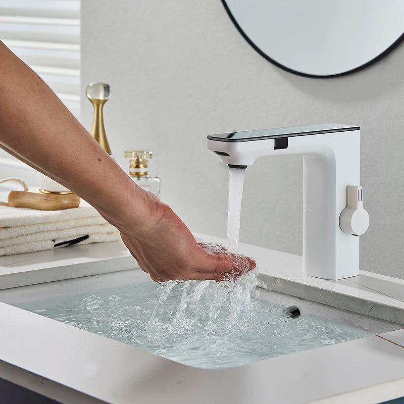 Luxury Silver Gray Smart LCD Daul Sensor Bathroom Basin Faucet Zinc Alloy Deck Mount Cold Hot Water Mixer Bathroom Sink Tub Tap