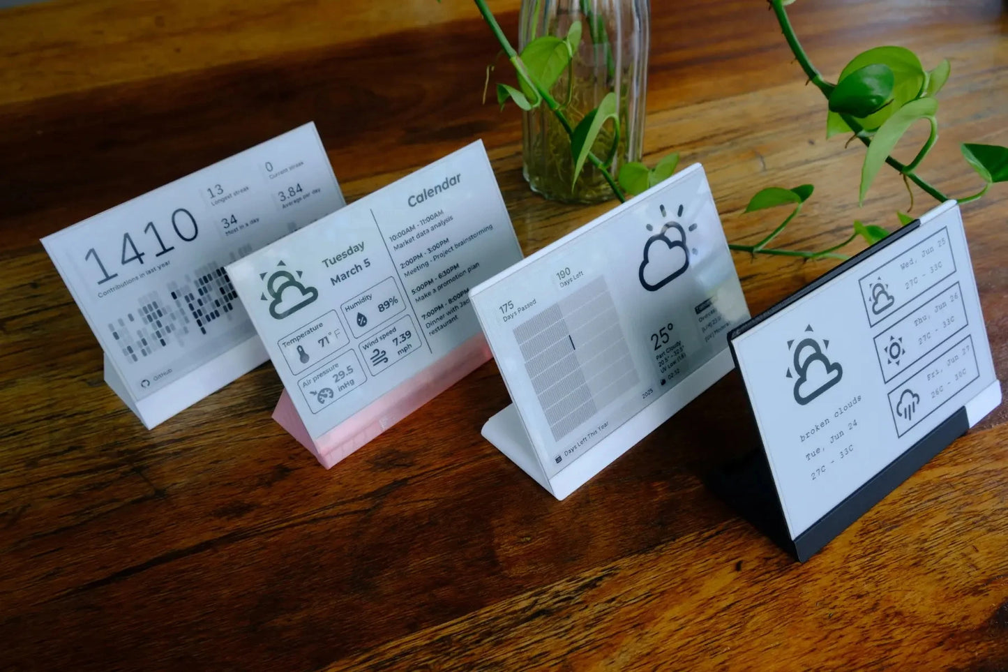 TRMNL BYOD 7.5" e ink Display Screen Epaper DIY Kit XIAO ESP32-S3 2000mAh rechargeable battery,375 Plugins,Home Assistant,Custom